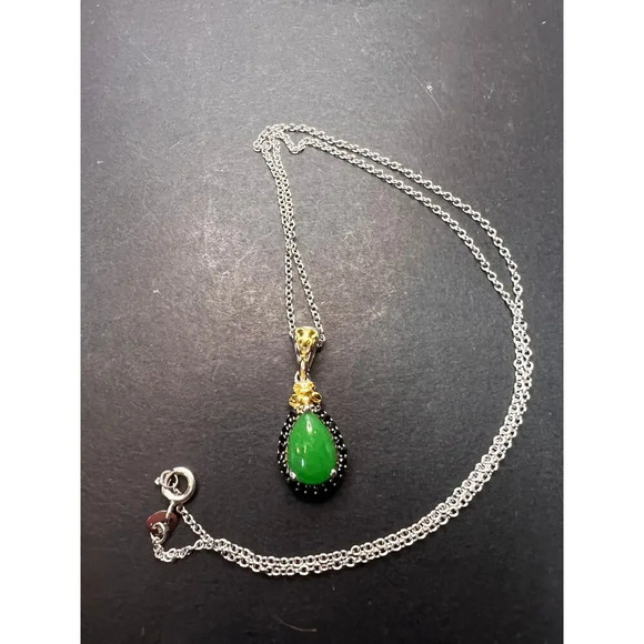 Jade and spinel teardrop sterling silver pendant and chain necklace - Picture 7 of 11